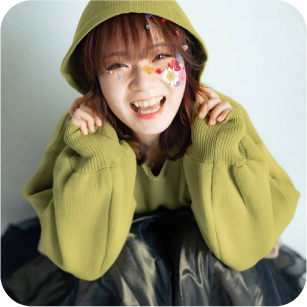 たかみまみな